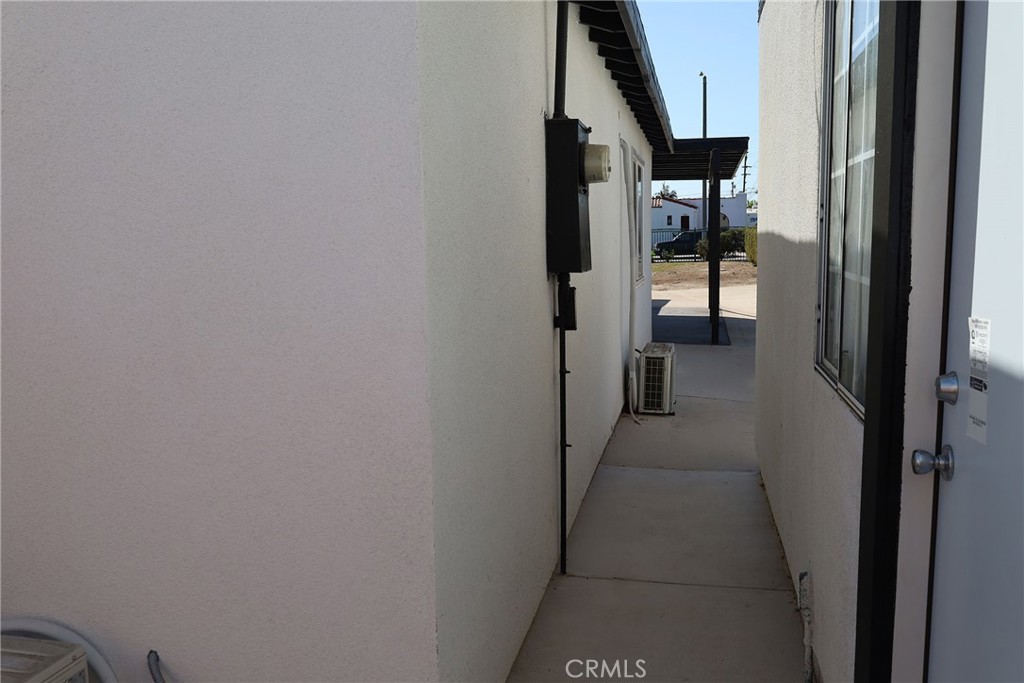 742 Simmons Property Photo 20