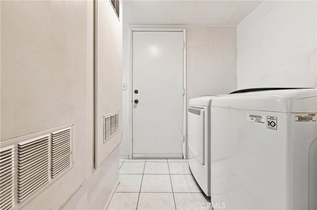 9946 Mangrove Property Photo 15