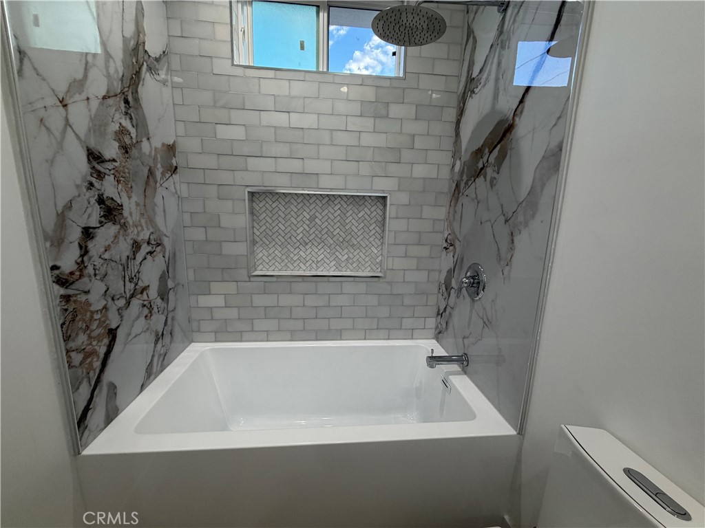 10936 10938 Bexley Drive Property Photo 16