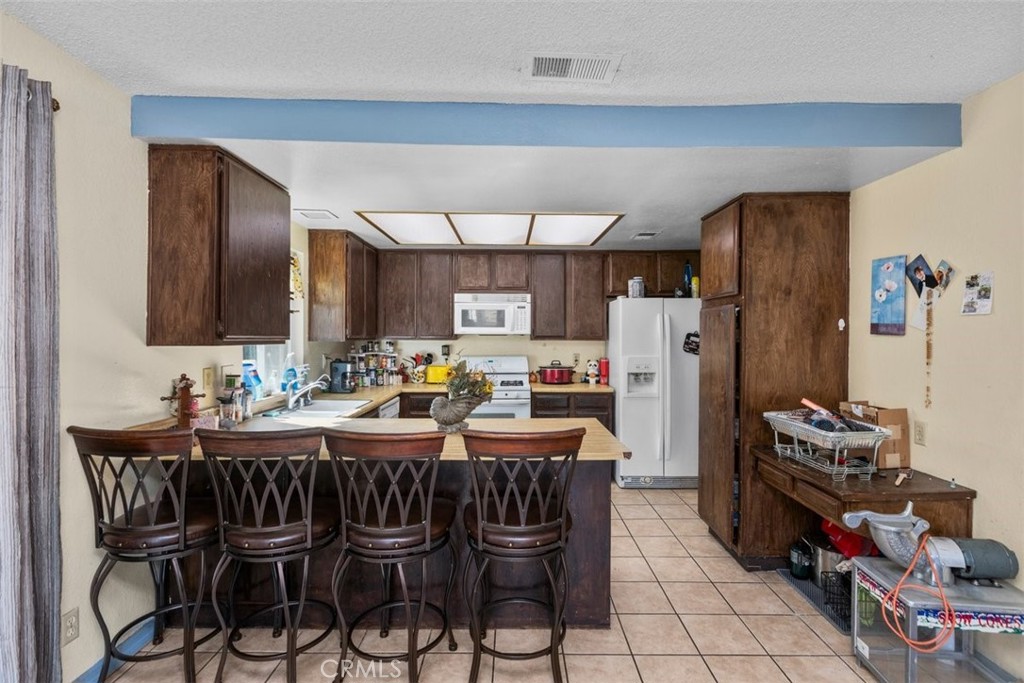 24530 Summerfield Drive Property Photo 11