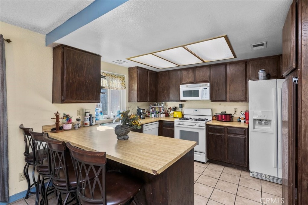 24530 Summerfield Drive Property Photo 12