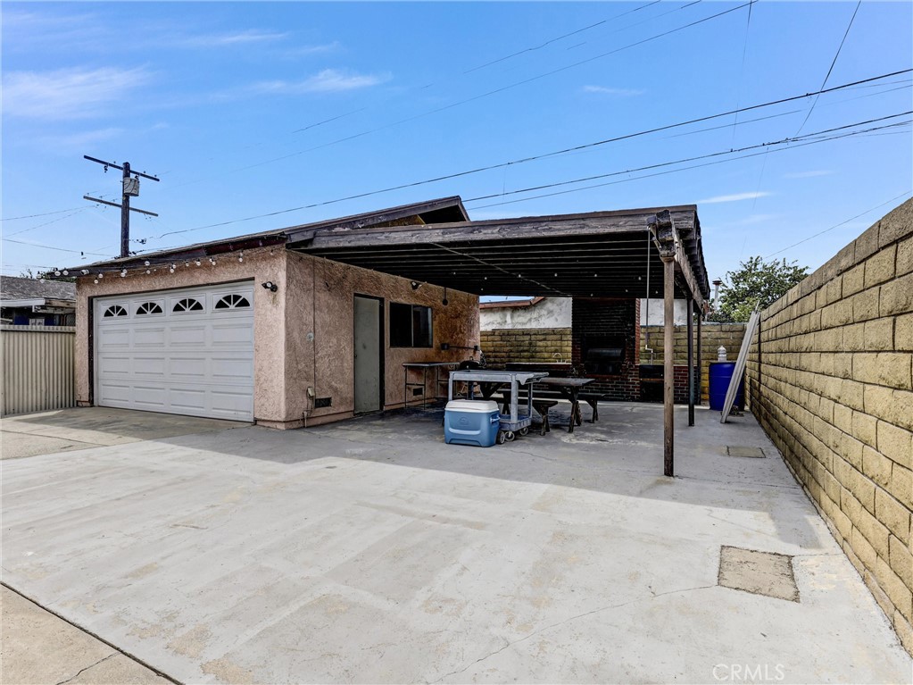 3528 Beswick Property Photo 28