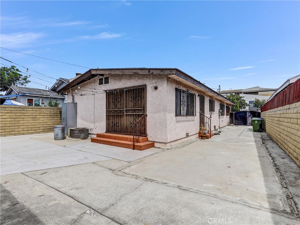 3528 Beswick Property Photo 29