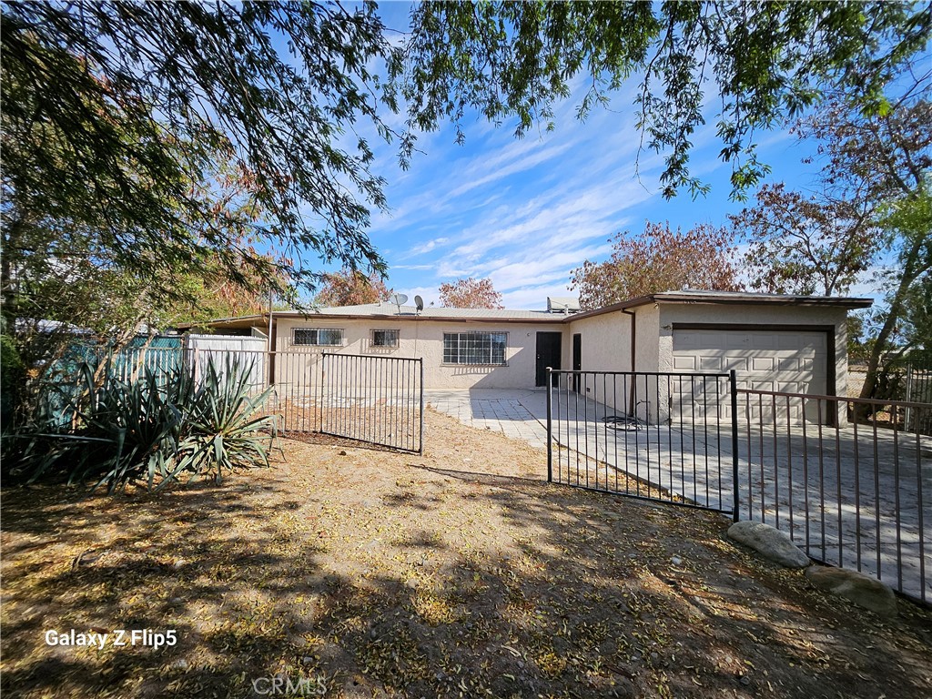 2184 Roosevelt Avenue Property Photo 3