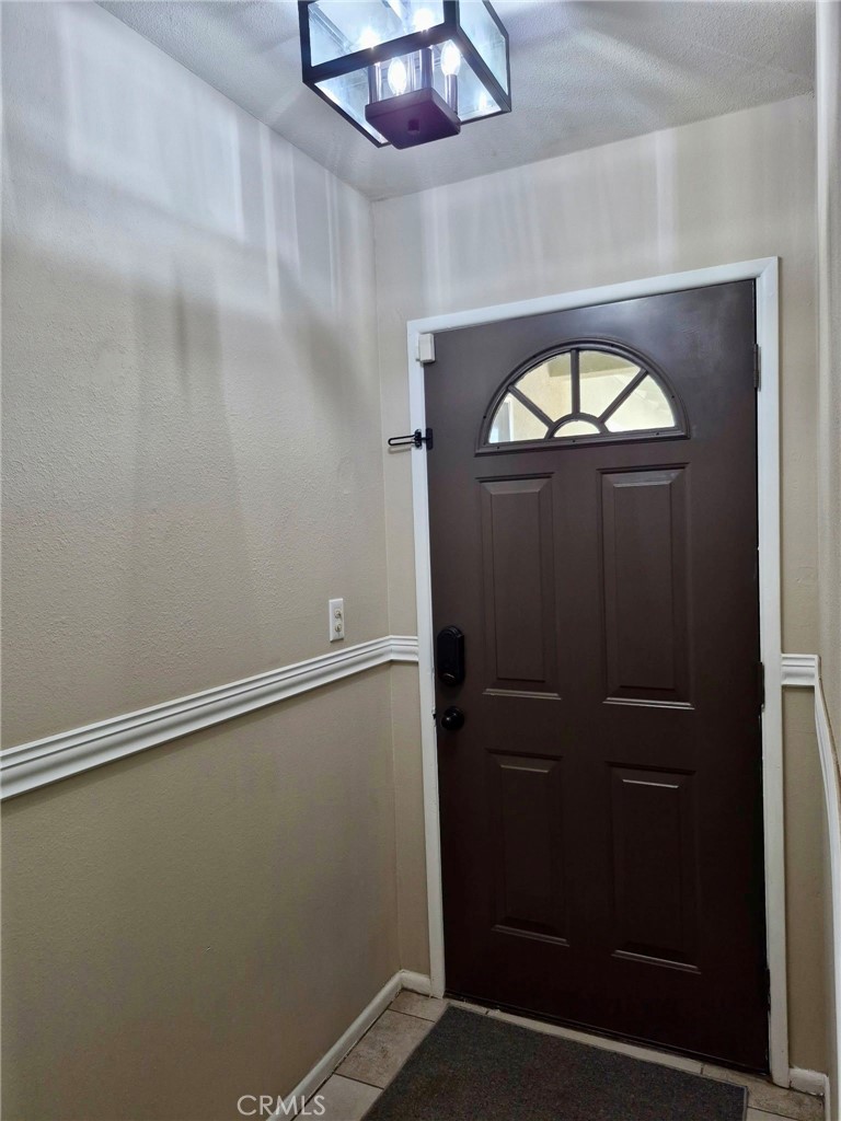 9785 Vine Property Photo 5