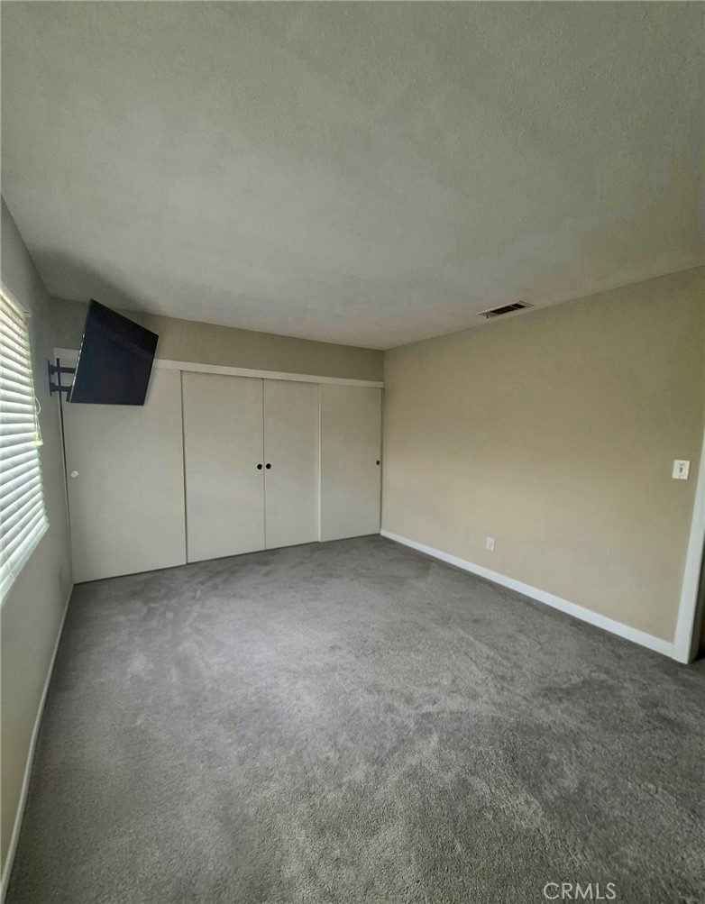 9785 Vine Property Photo 7