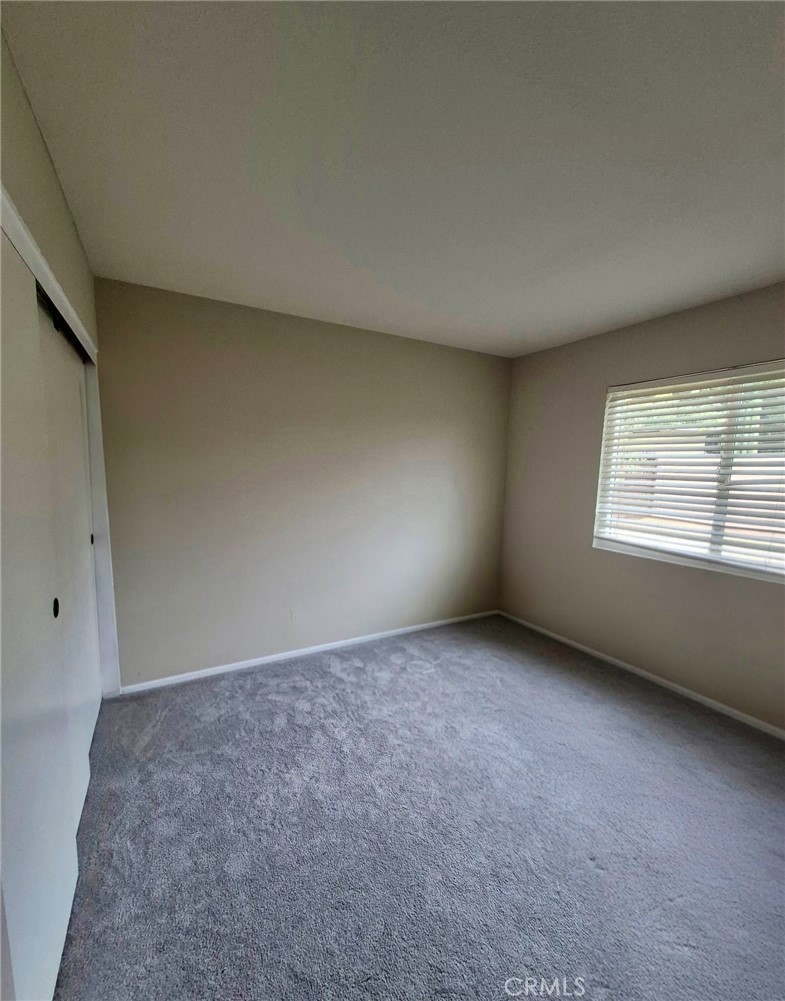 9785 Vine Property Photo 8