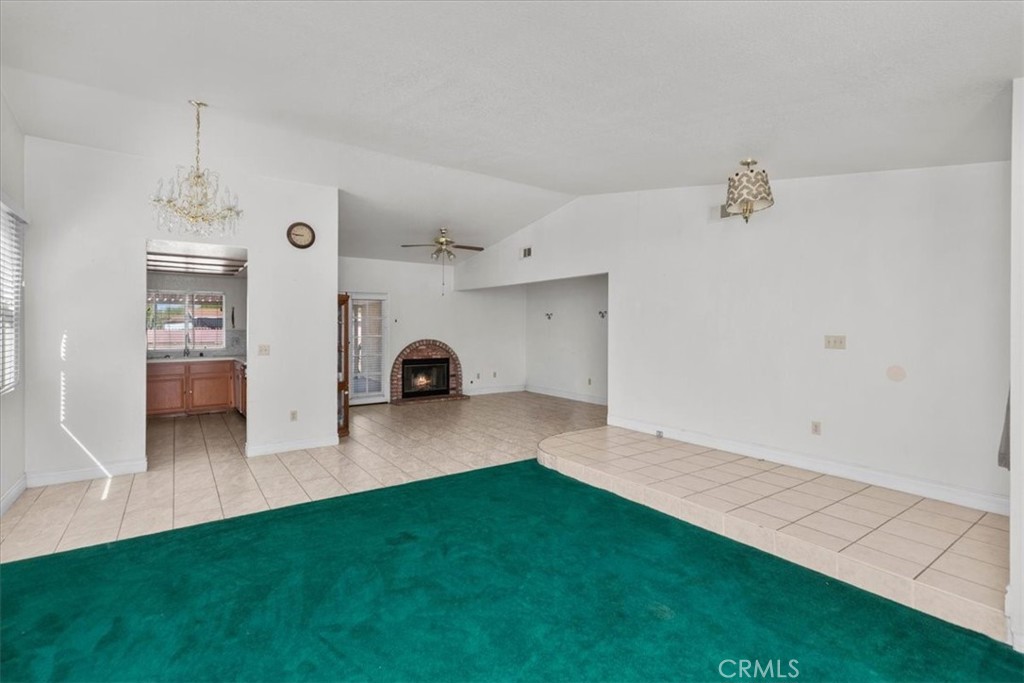1534 Clyde Street Property Photo 7