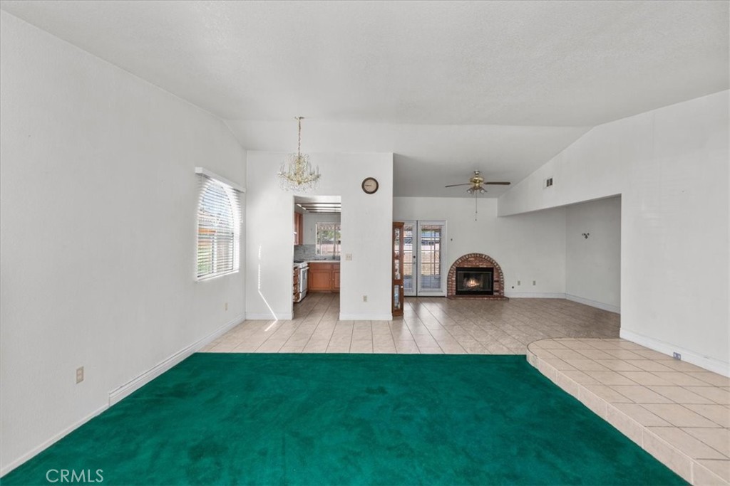 1534 Clyde Street Property Photo 8