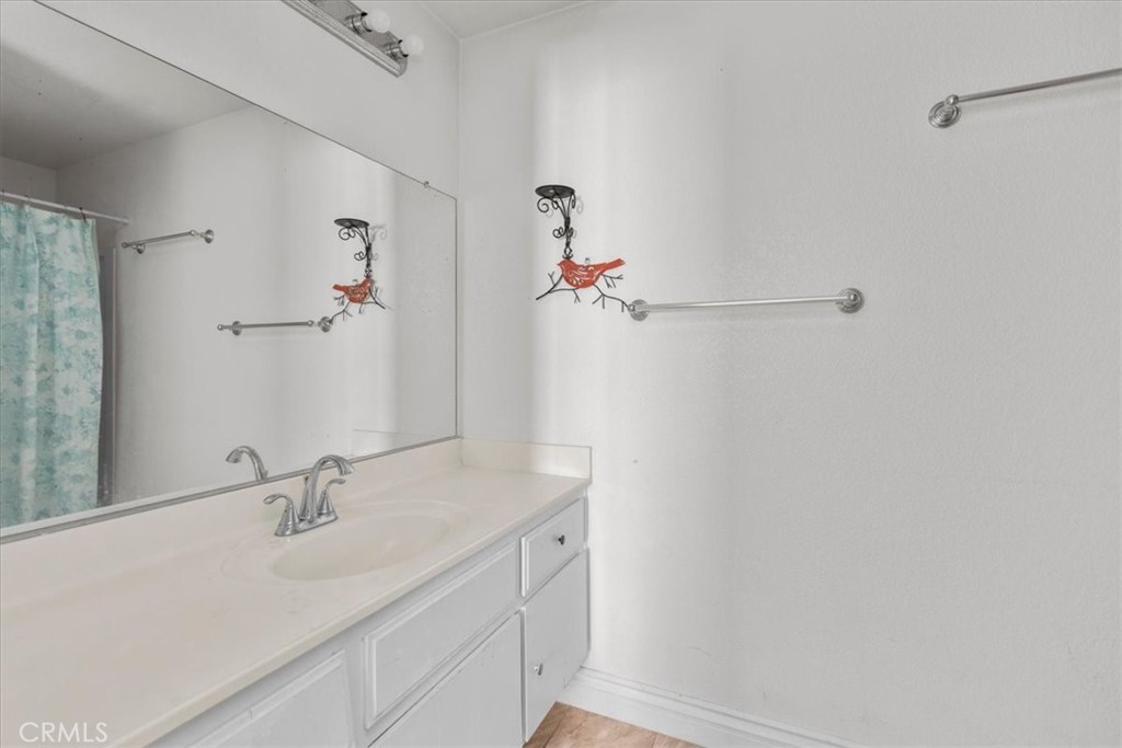 1534 Clyde Street Property Photo 17