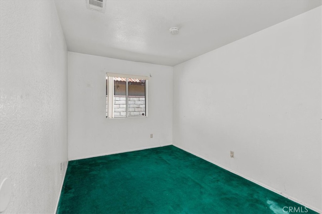 1534 Clyde Street Property Photo 19