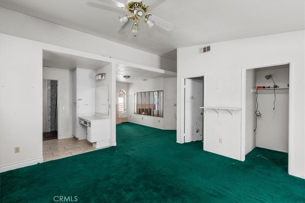 1534 Clyde Street Property Photo 27