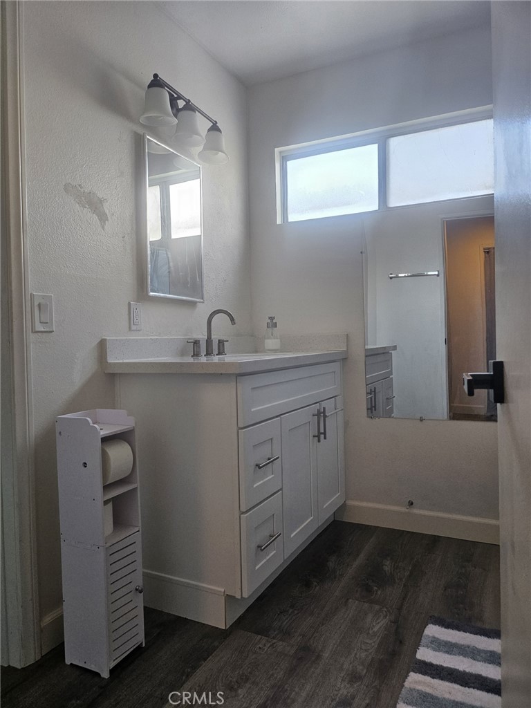 1025 N Tippecanoe Avenue Property Photo 13