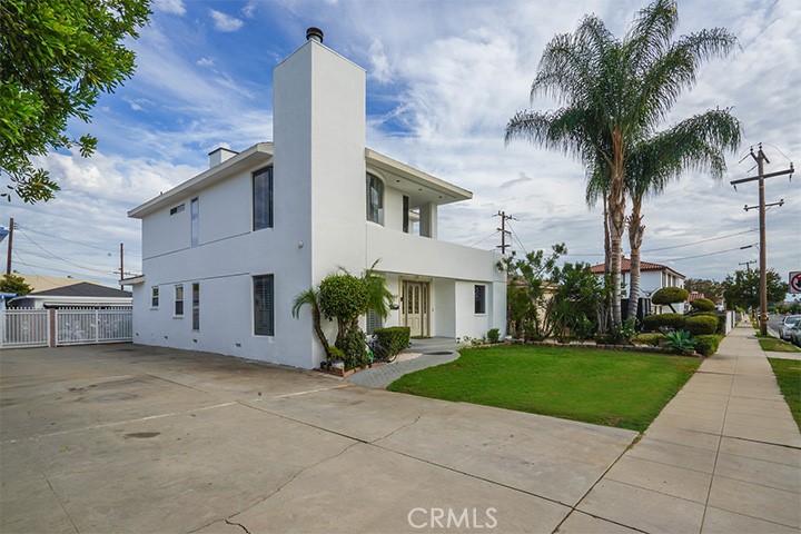 1308 Manley Drive Property Photo 3