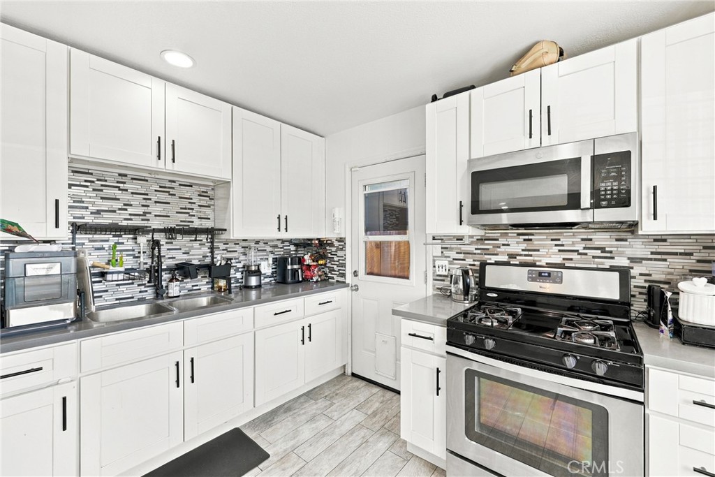 13223 Duffield Property Photo 9