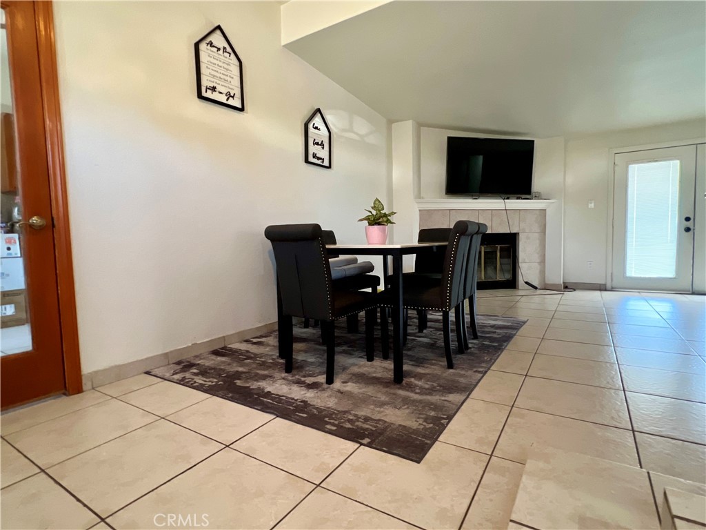 582 25th Property Photo 14