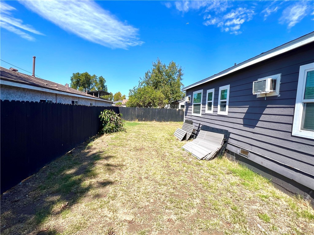 8603 Greenleaf Property Photo 6