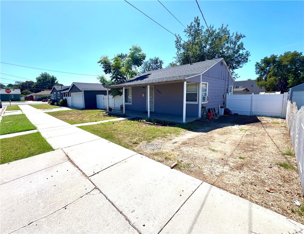 8603 Greenleaf Property Photo 19