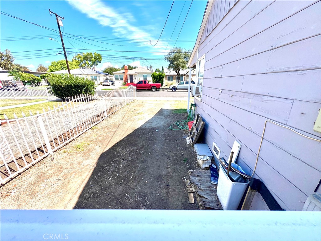 8603 Greenleaf Property Photo 26
