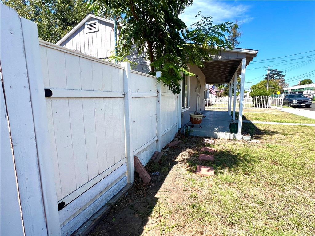 8603 Greenleaf Property Photo 30