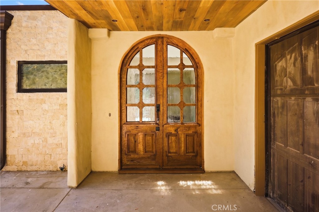3858 Alta Mesa Property Photo 3