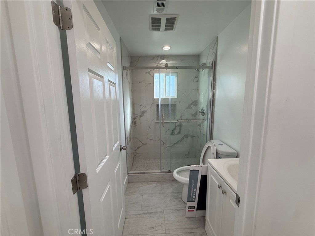 2808 Exposition Pl Property Photo 6