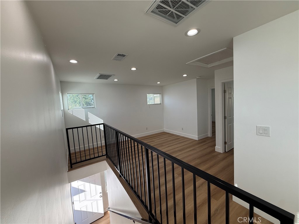2808 Exposition Pl Property Photo 8