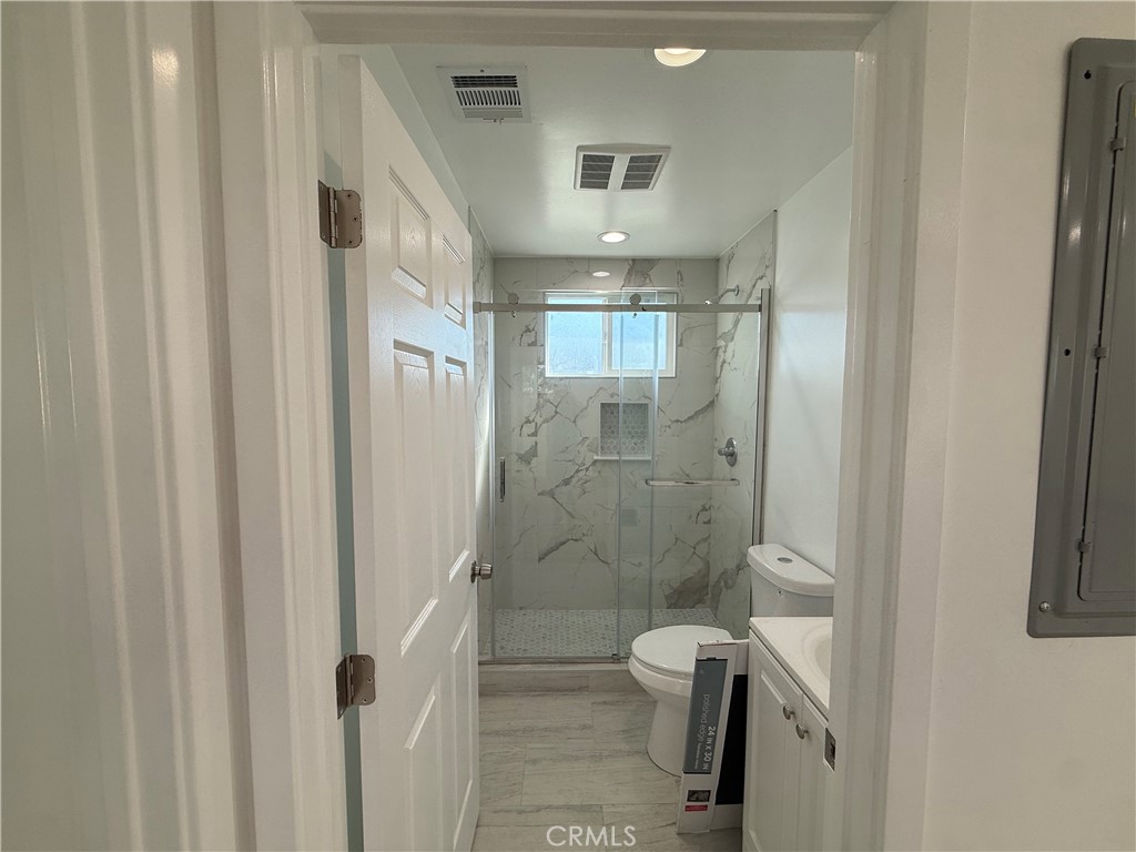 2808 Exposition Pl Property Photo 9