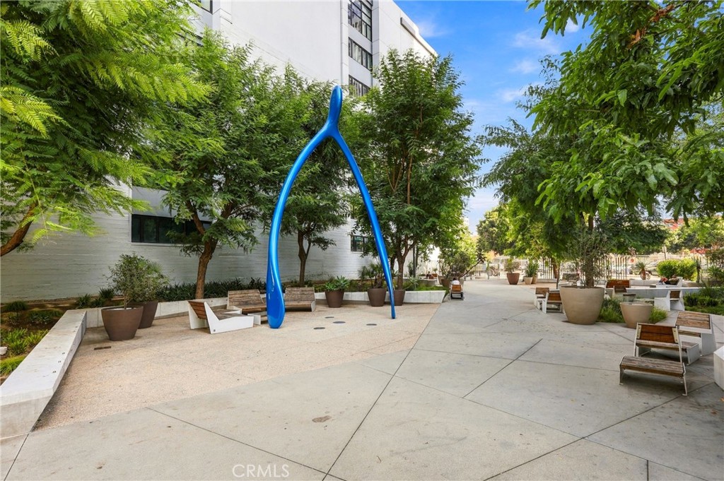 1155 S Grand Avenue 609 Property Photo 46