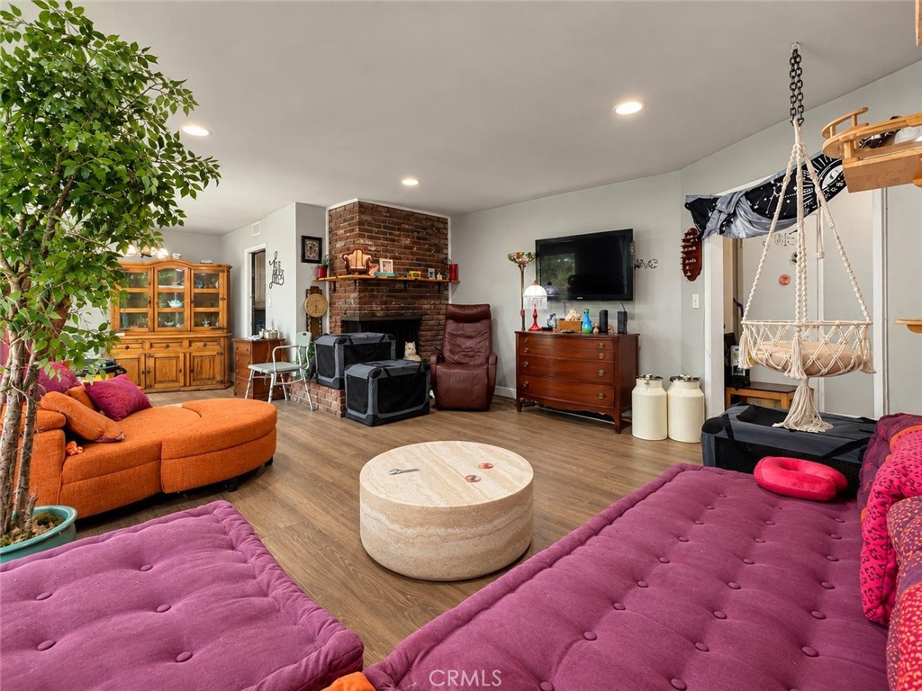 9341 Skylark Boulevard Property Photo 5