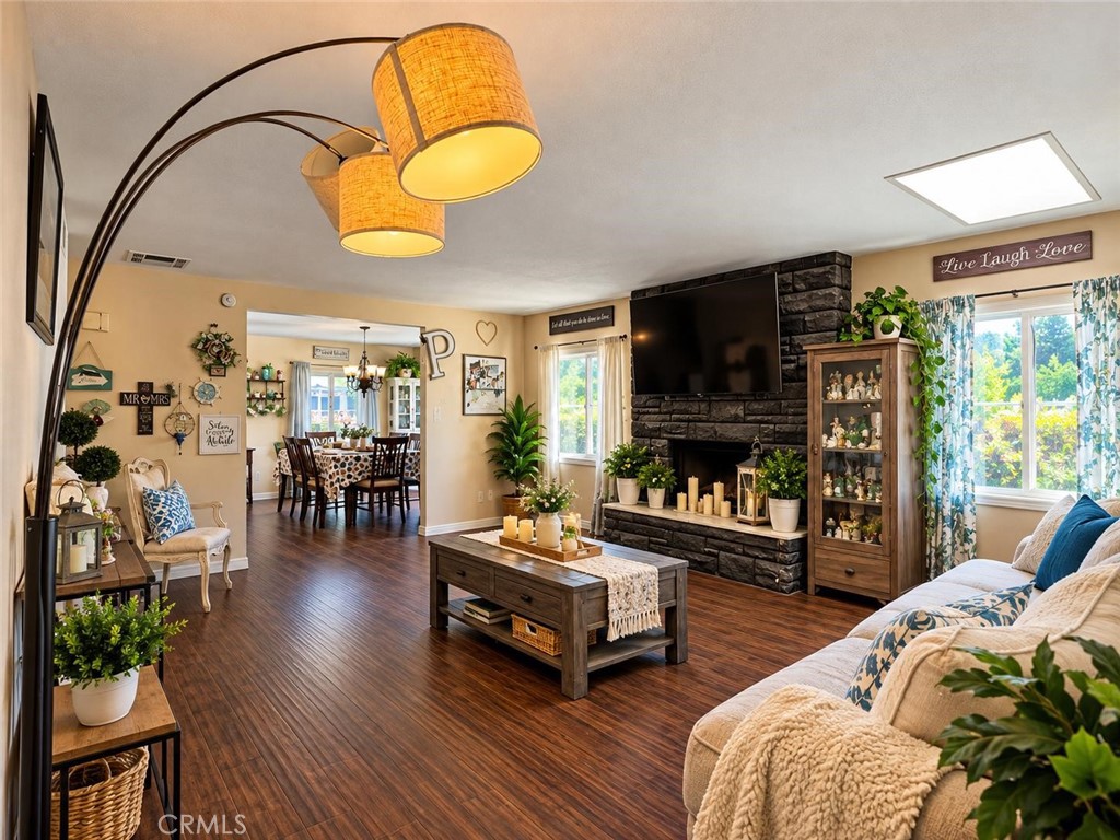17359 Hawthorne Avenue Property Photo 4
