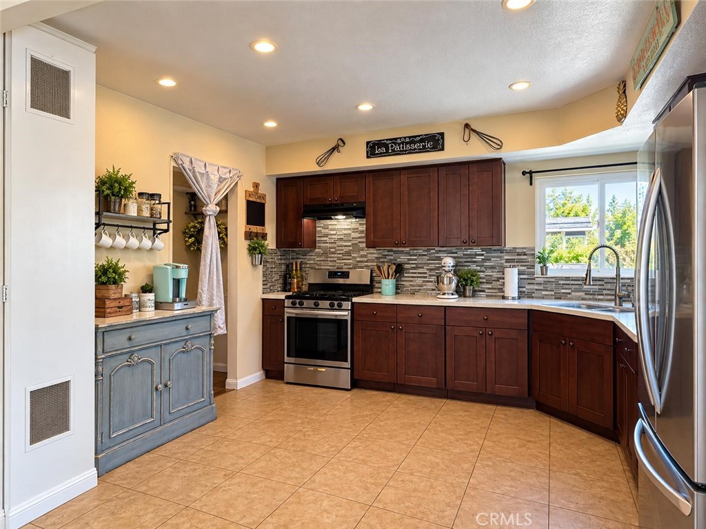 17359 Hawthorne Avenue Property Photo 7