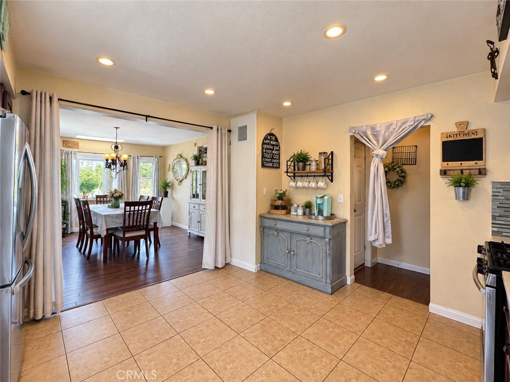17359 Hawthorne Avenue Property Photo 8