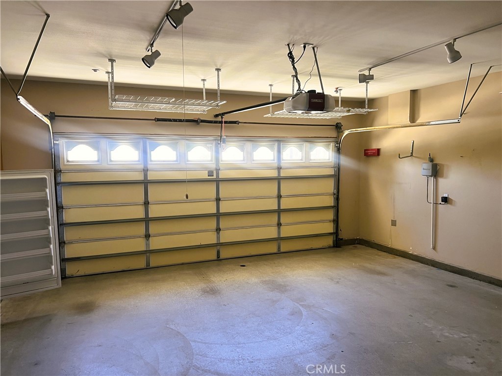 28984 River Oaks Lane Property Photo 12