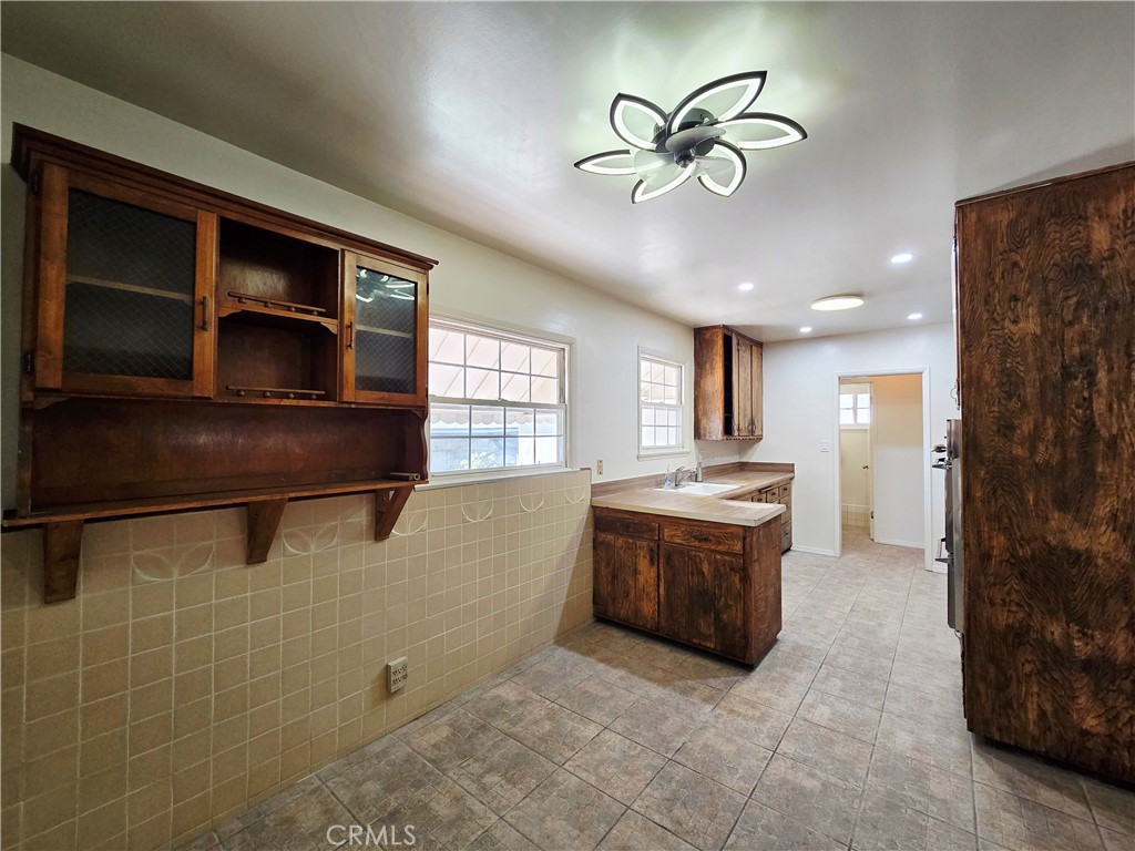 1240 S Pricedale Property Photo 2