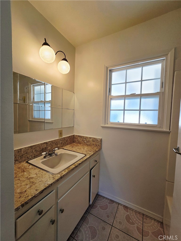 1240 S Pricedale Property Photo 15