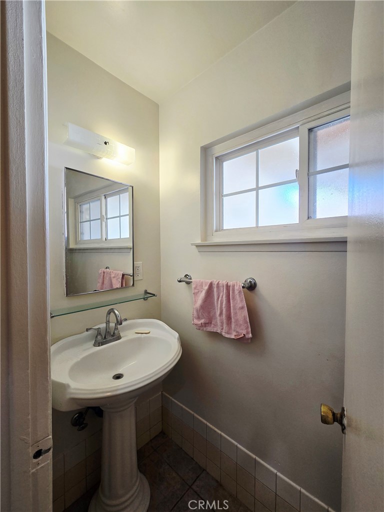 1240 S Pricedale Property Photo 16