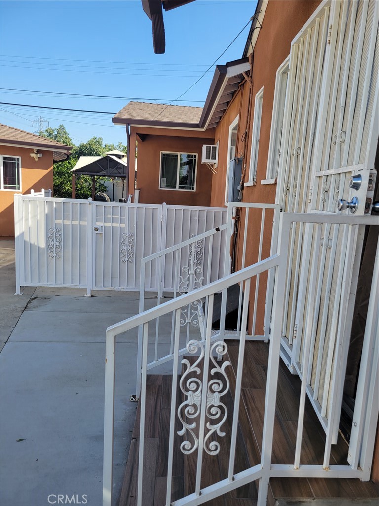 10503 Oberon Street Property Photo 5