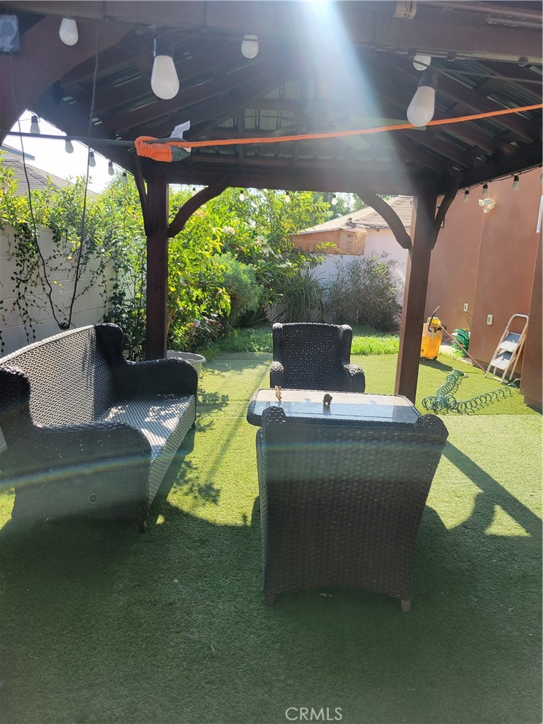10503 Oberon Street Property Photo 11