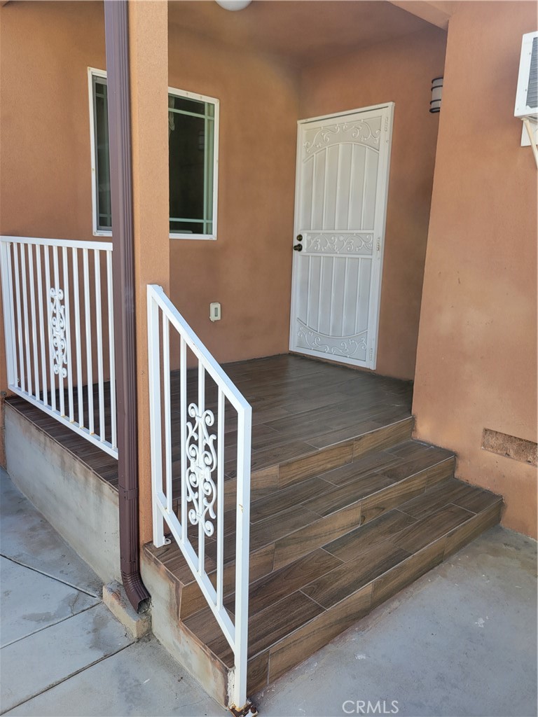 10503 Oberon Street Property Photo 14