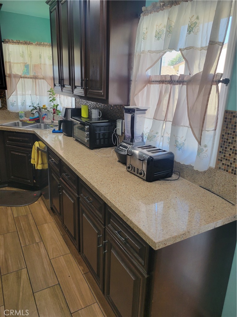 10503 Oberon Street Property Photo 16
