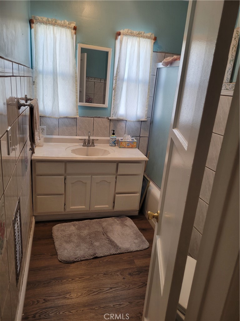 10503 Oberon Street Property Photo 23