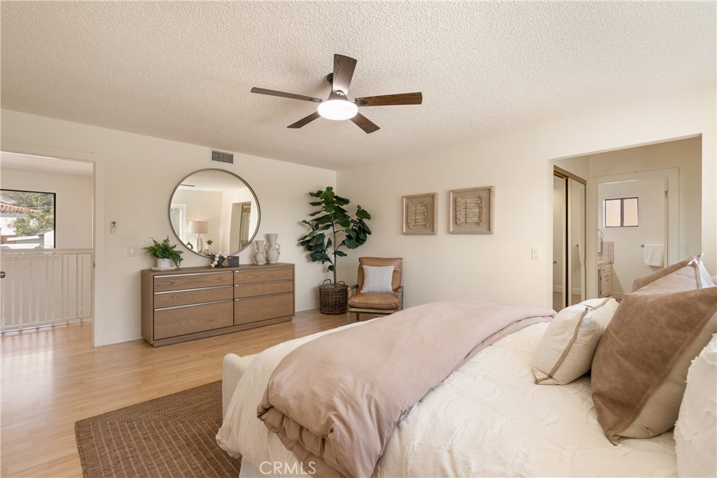 658 Glenmore Property Photo 25
