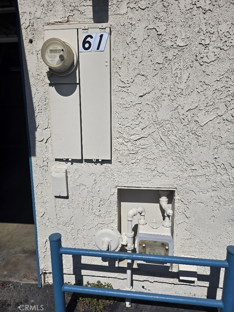 5950 Imperial Property Photo 1