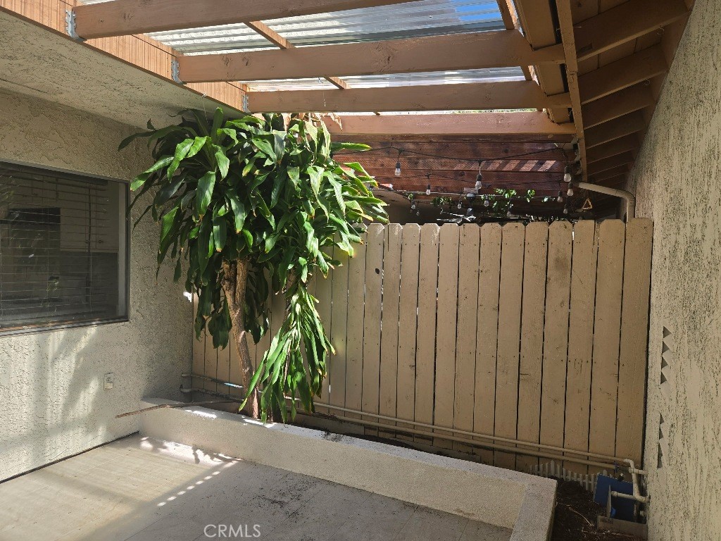 5950 Imperial Property Photo 4