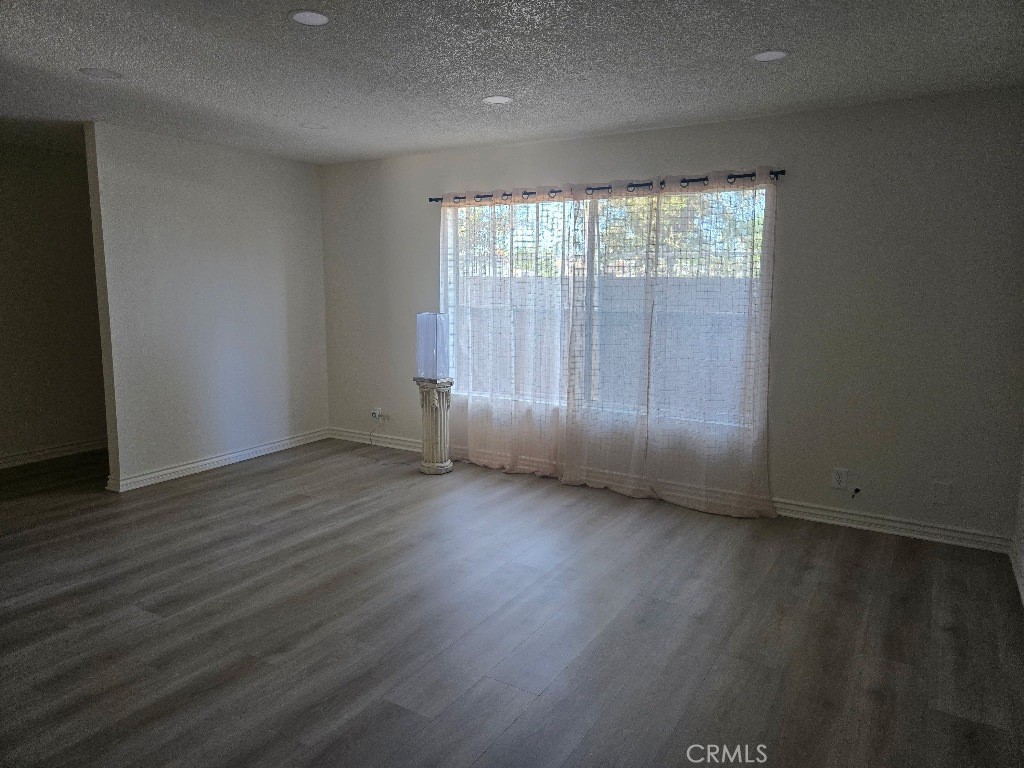 5950 Imperial Property Photo 10
