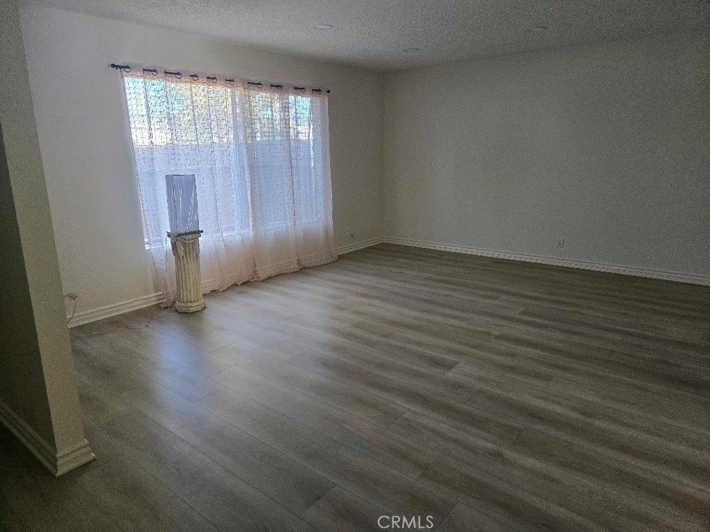 5950 Imperial Property Photo 13