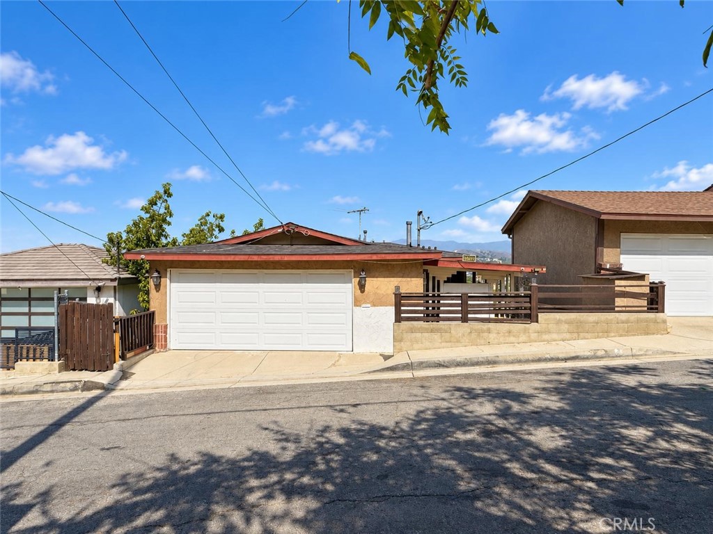 3725 Ramboz Drive Property Photo 2