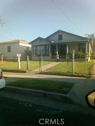 1328 Magnolia Property Photo 1