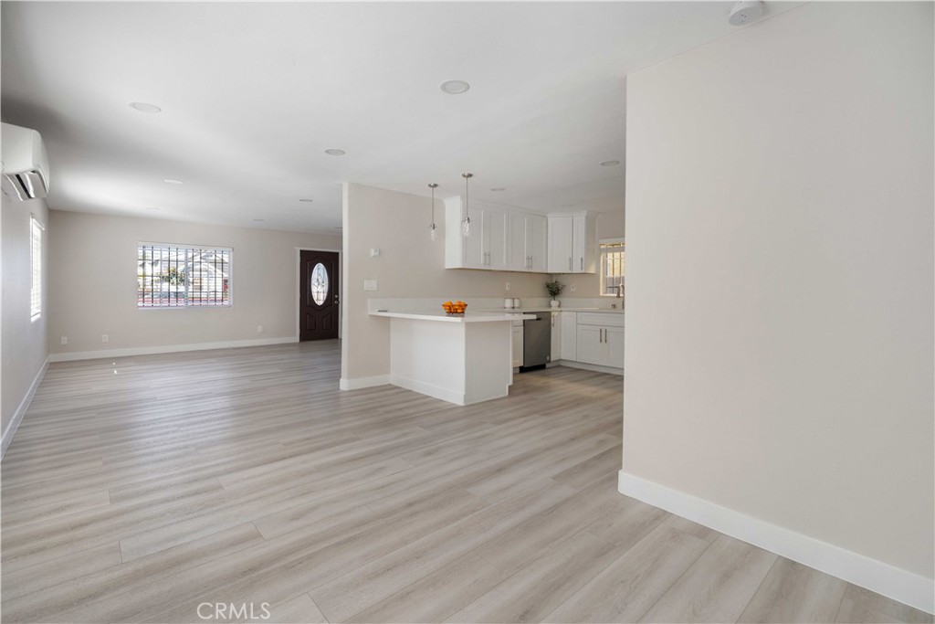 12506 S Mona Property Photo 7
